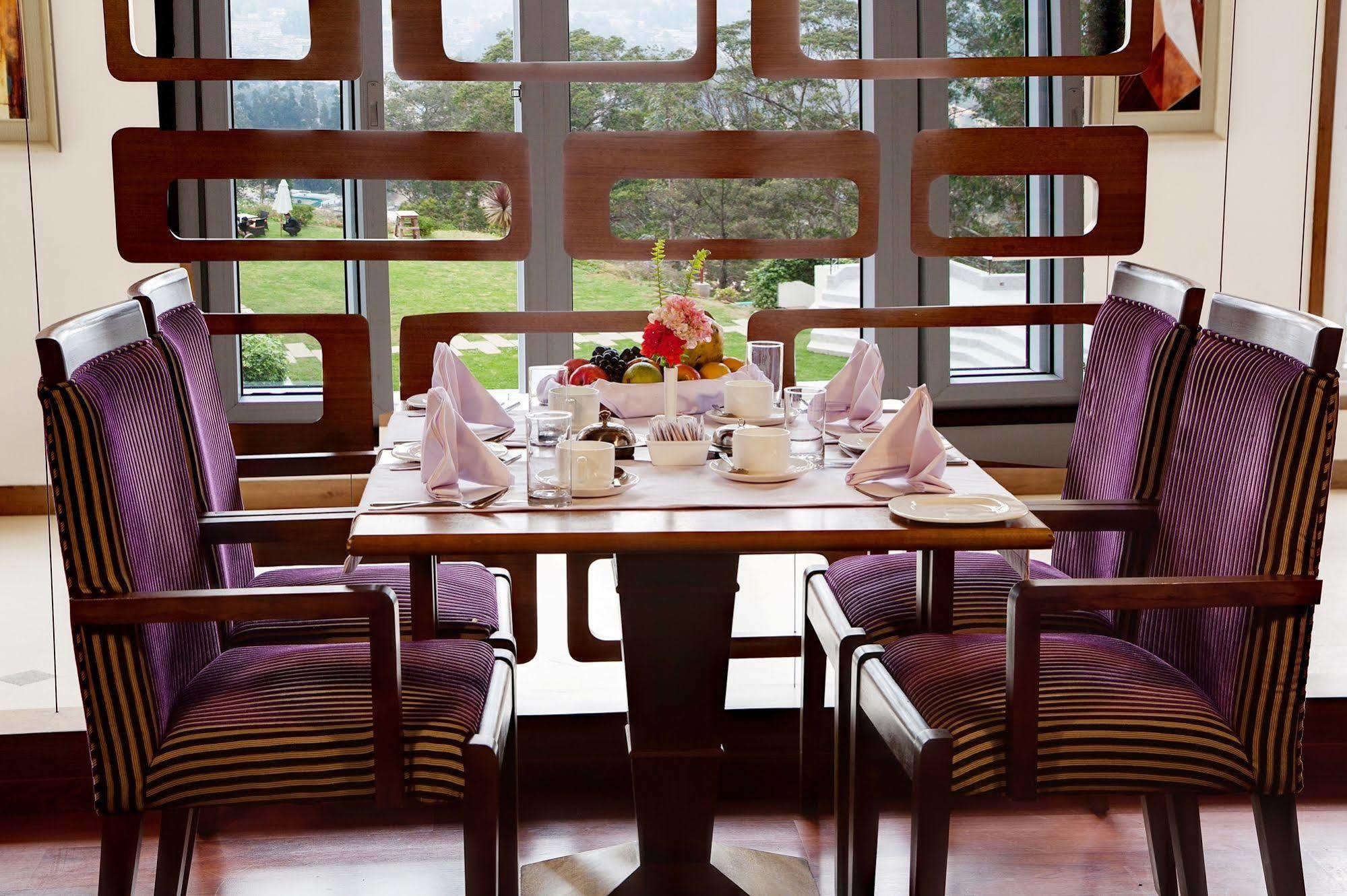 Sinclairs Retreat Ooty Exterior foto