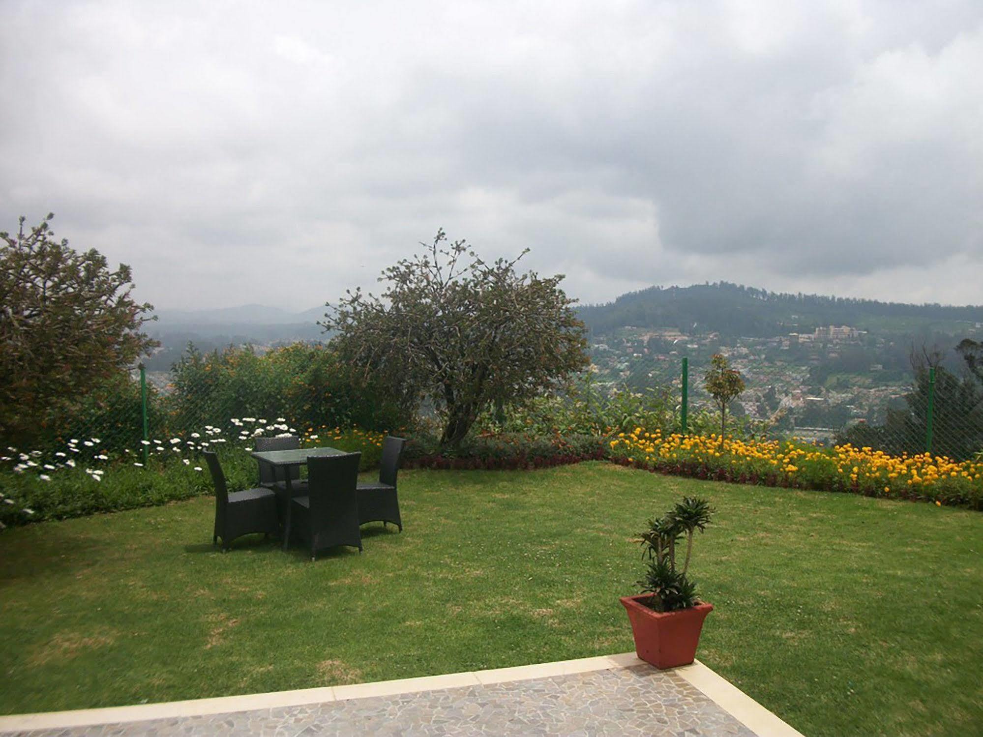 Sinclairs Retreat Ooty Exterior foto